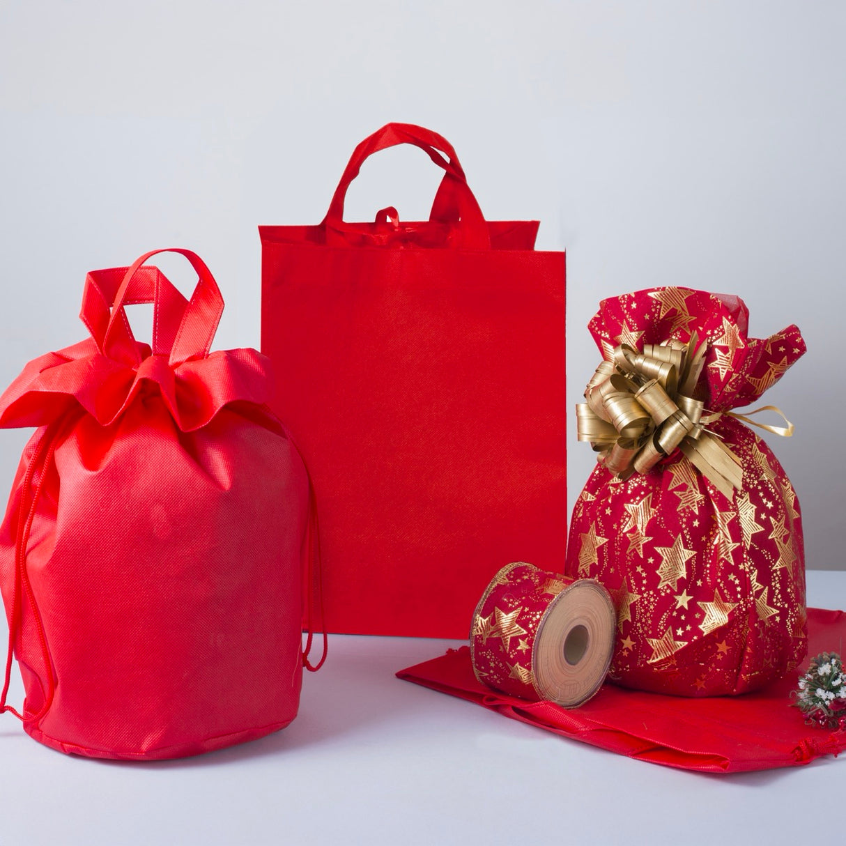 Portapanettone TNT con Nastro e Rinforzo per il Fondo