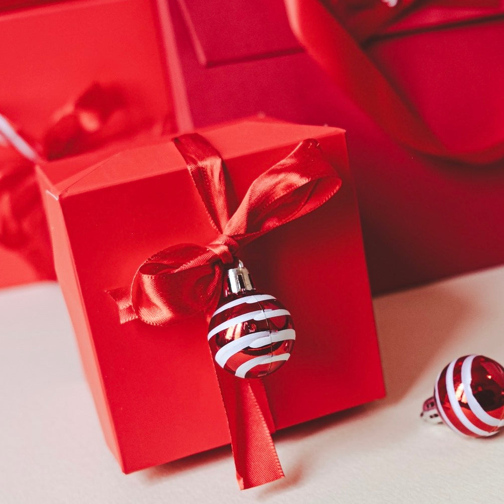 Scatole Regalo con Nastro Raso