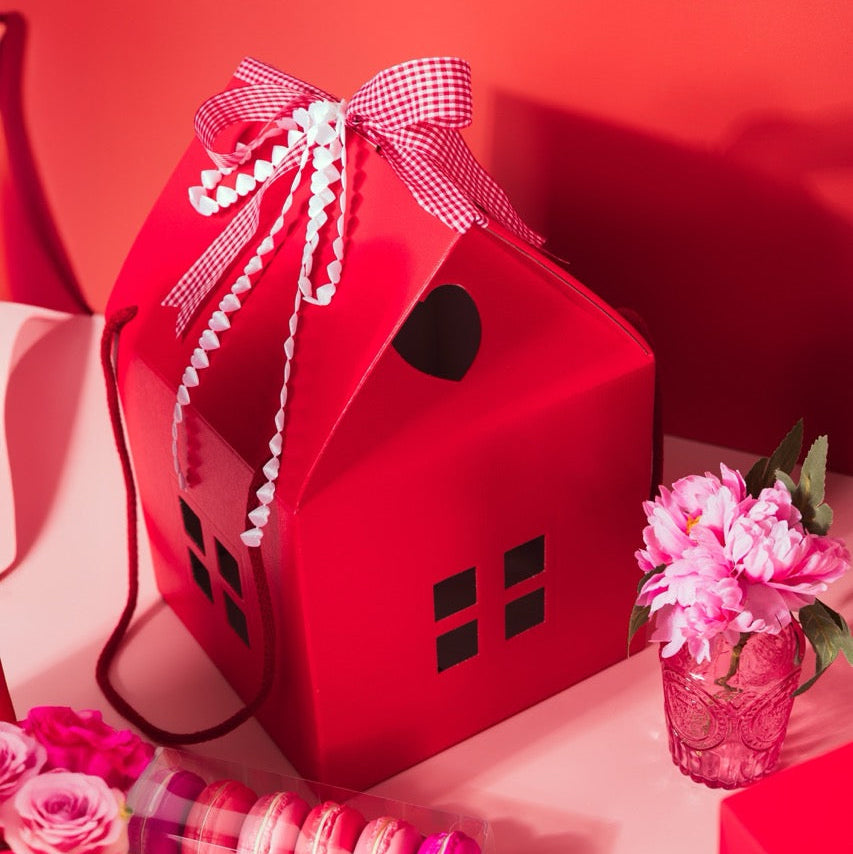 Casetta con Cordini Rossa