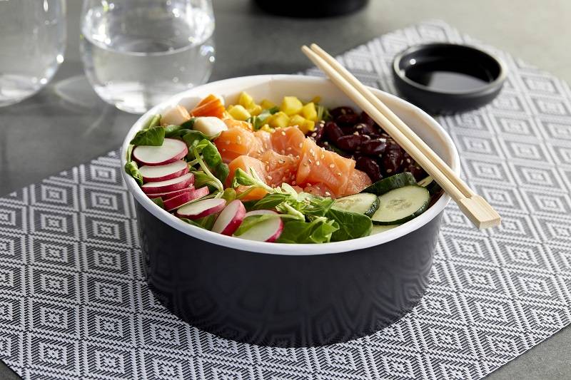 Insalatiera nera in carta + PE interno