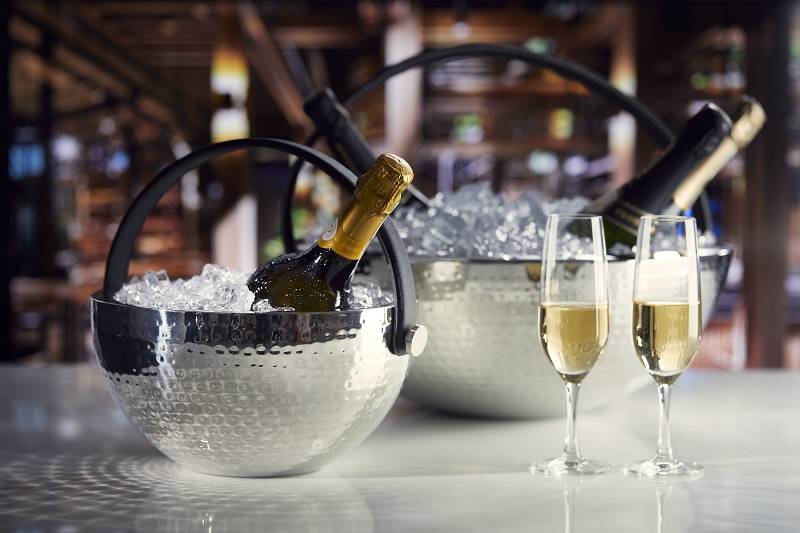 Secchiello portaghiaccio in acciaio con manico ecopelle