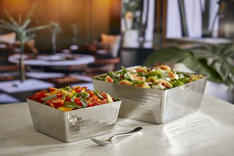 Ciotola quadrata in acciaio martellato