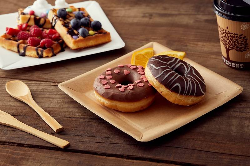 Piatto quadrato in cartoncino kraft biodegradabile