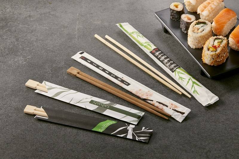 Bacchette sushi imbustate con apertura