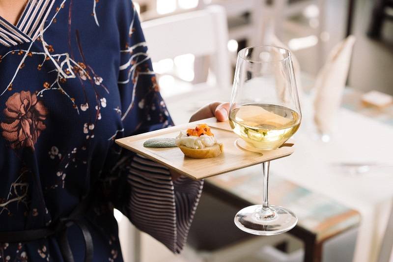 Piatto in bamboo con portabicchiere