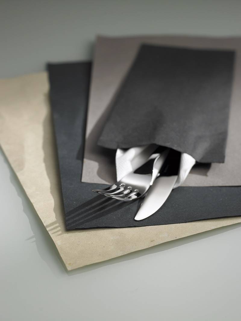 Tovaglietta Venice in carta paglia colorata