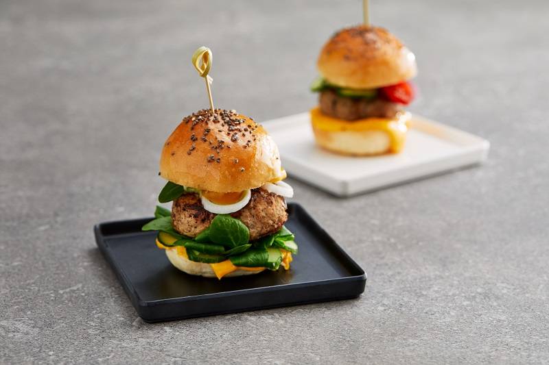 Piattino quadrato in melamina