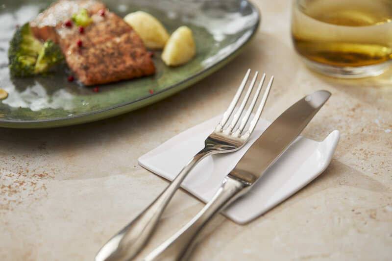 Supporto per posate in melamina bianca