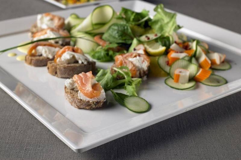 Vassoio quadrato in melamina