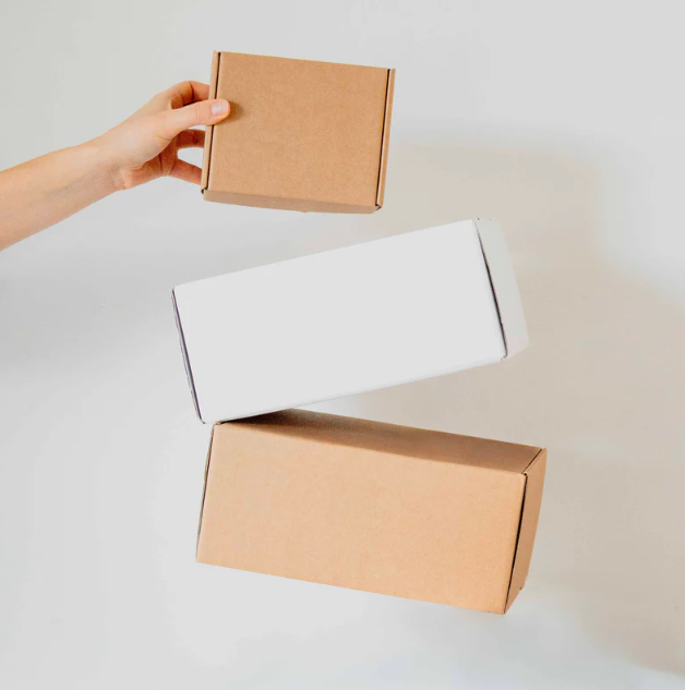Scatole per spedizioni: guida pratica per negozi e e-commerce