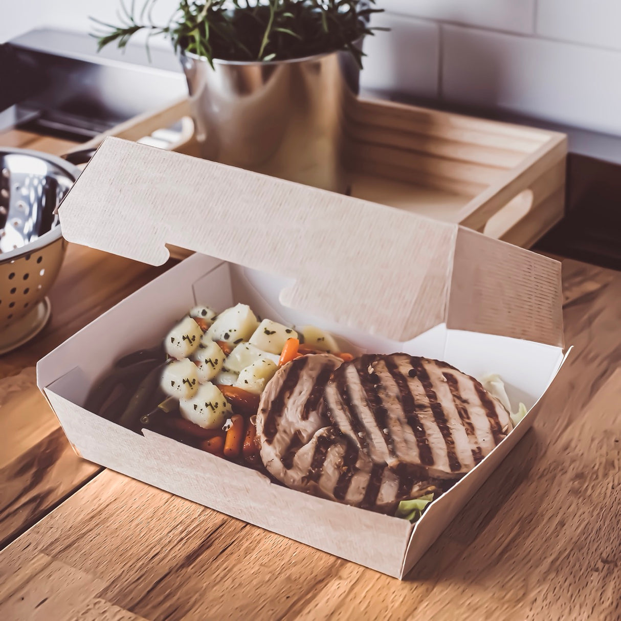 Contenitori lunch box in cartone nano-micro naturale